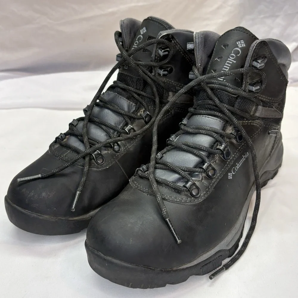 Columbia Newton Ridge Plus II Waterproof Hiking Boots Mens 10.5 Black‎ BM2590